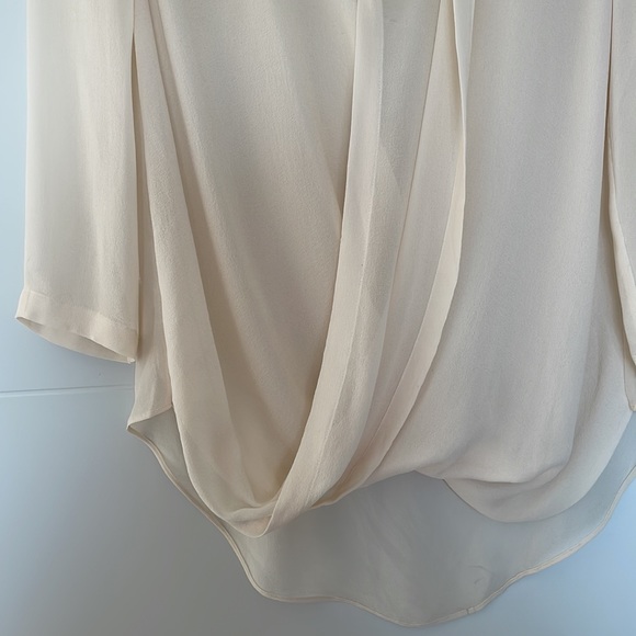 Babaton Beau Blouse in Cream 100% silk size xxs - Picture 4 of 6